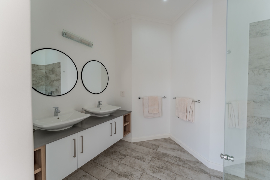 4 Bedroom Property for Sale in St Francis Links Eastern Cape
